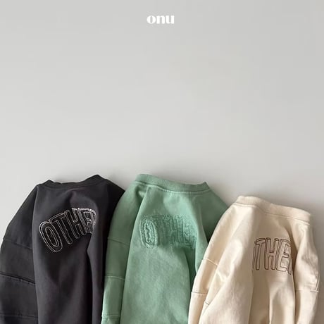 ステッチ刺繍トレーナー(90~130cm)
