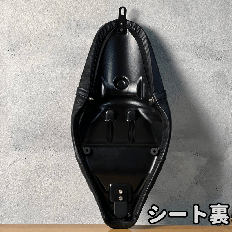 レブル250 オプションシートとタンデムシート レブル250 ロングシート ダイヤステッチ タンデムベルト付