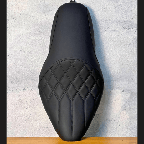 レブル250　ロングシート デザインタック