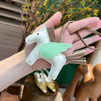 ウイングホースバッグチャーム