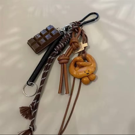 ベーカリーパラコードバッグチャーム