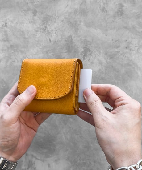 Serenity Mini Wallet / Amber Camel