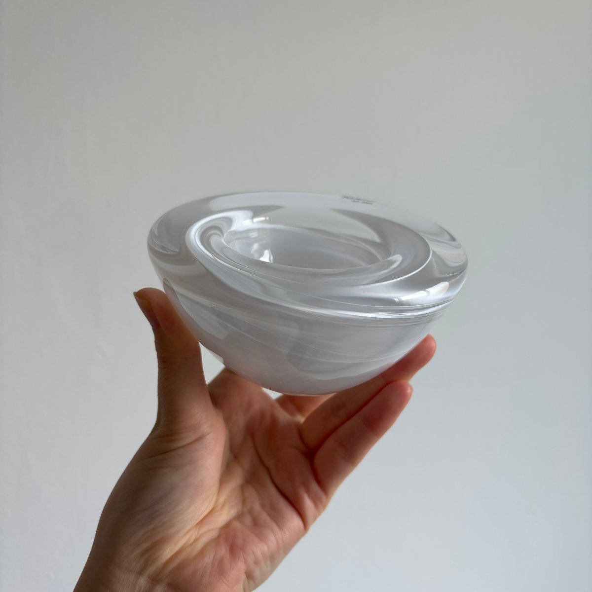 未使用廃盤　KOSTA BODA　アートガラス　ボウル　バーティル・バァリーン Vintage White Atoll Art Glass Bowl / KOSTA BODA