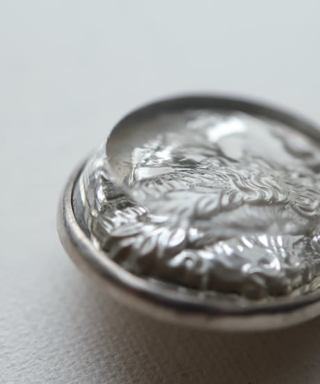 1911 Sweden / ポートレートブローチ / Silver & Reverse Carved Glass