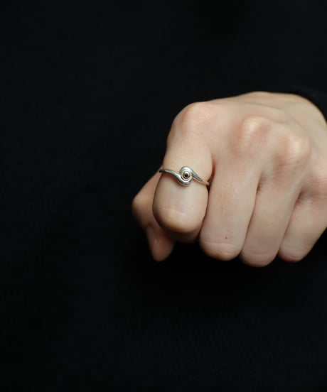 1970s France “黒目” リング / silver925 × brass × black glass