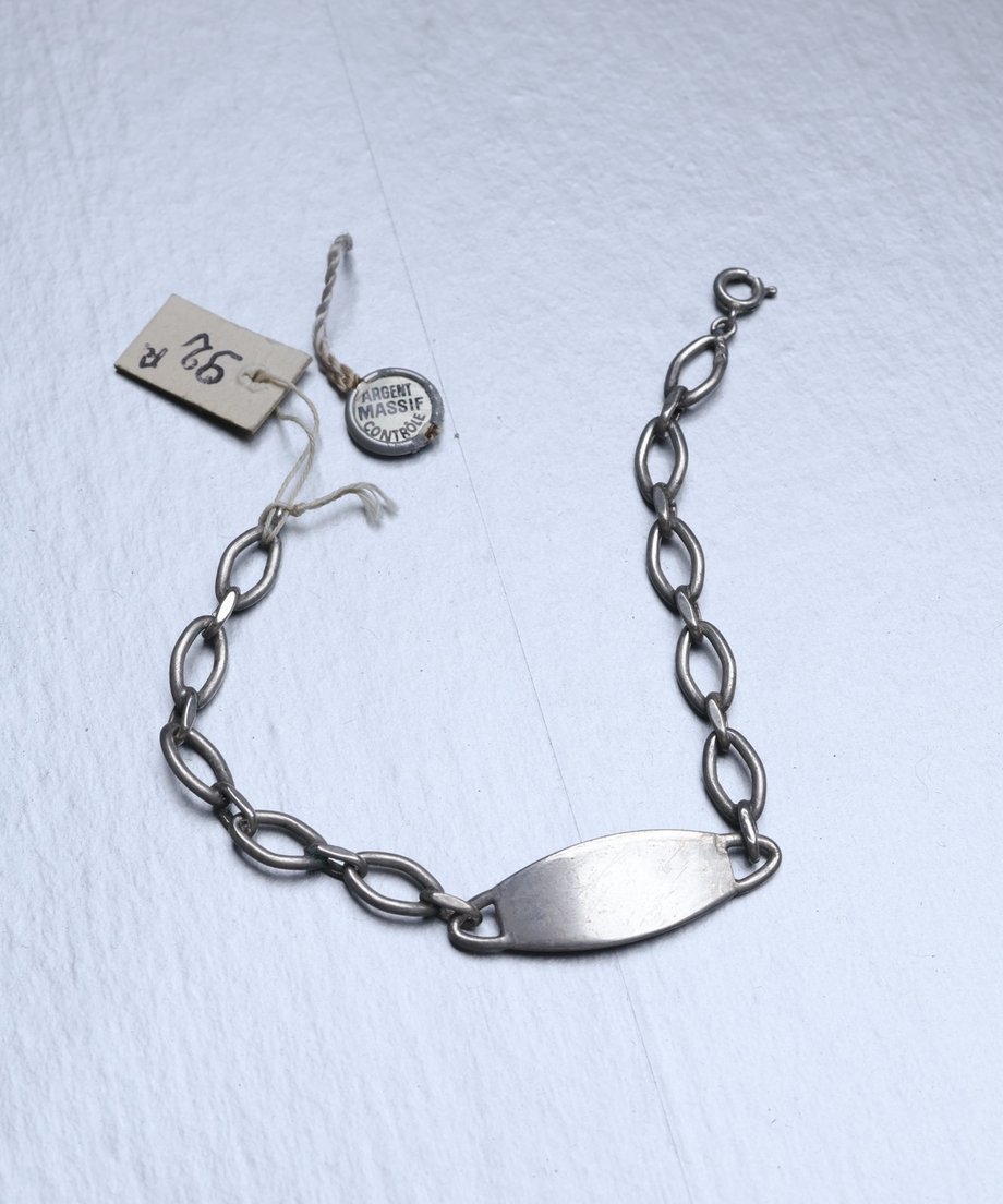 68e21c281b359a6c224cc94c