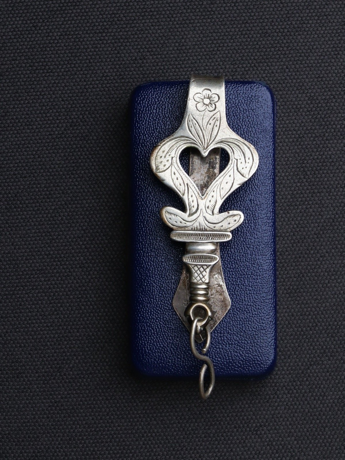 c.1890 France / アール・ヌーヴォー/ シャトレーヌ / Silver