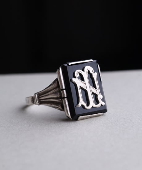 c.1945–49 Czechoslovakia / Black Onyx Monogram Ring / Silver 800