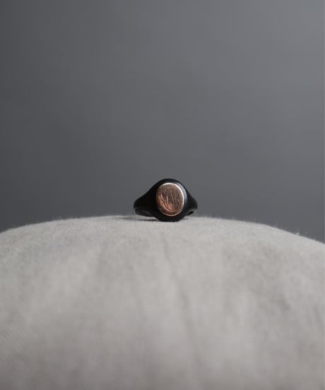 English antique モーニングジュエリー　ジェットリング　/9CT gold