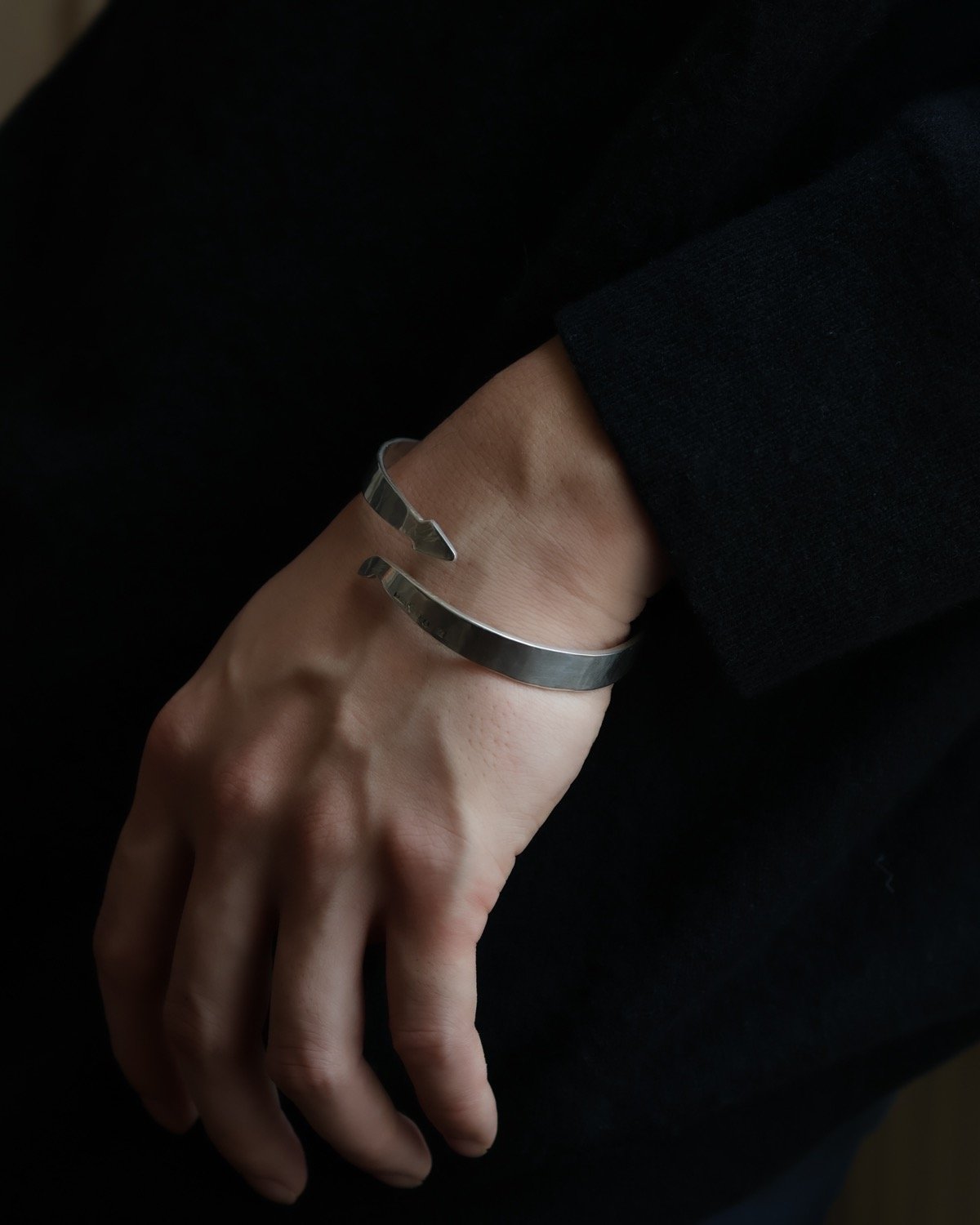 1955 Sweden Stockholm / モダンシルバーバングル/ by Axel Ca