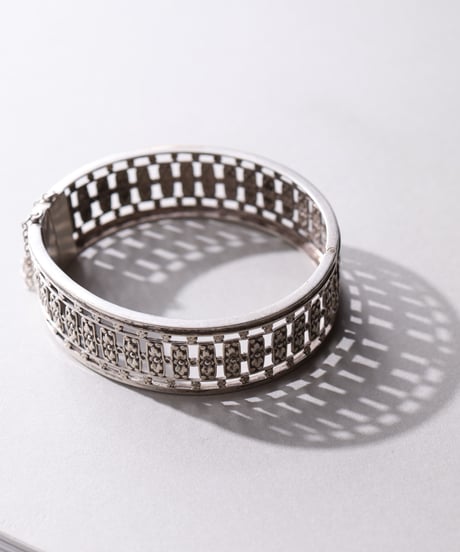 c.1900–20 France / Ferronnerie Floral Gate Bangle / Silver 800