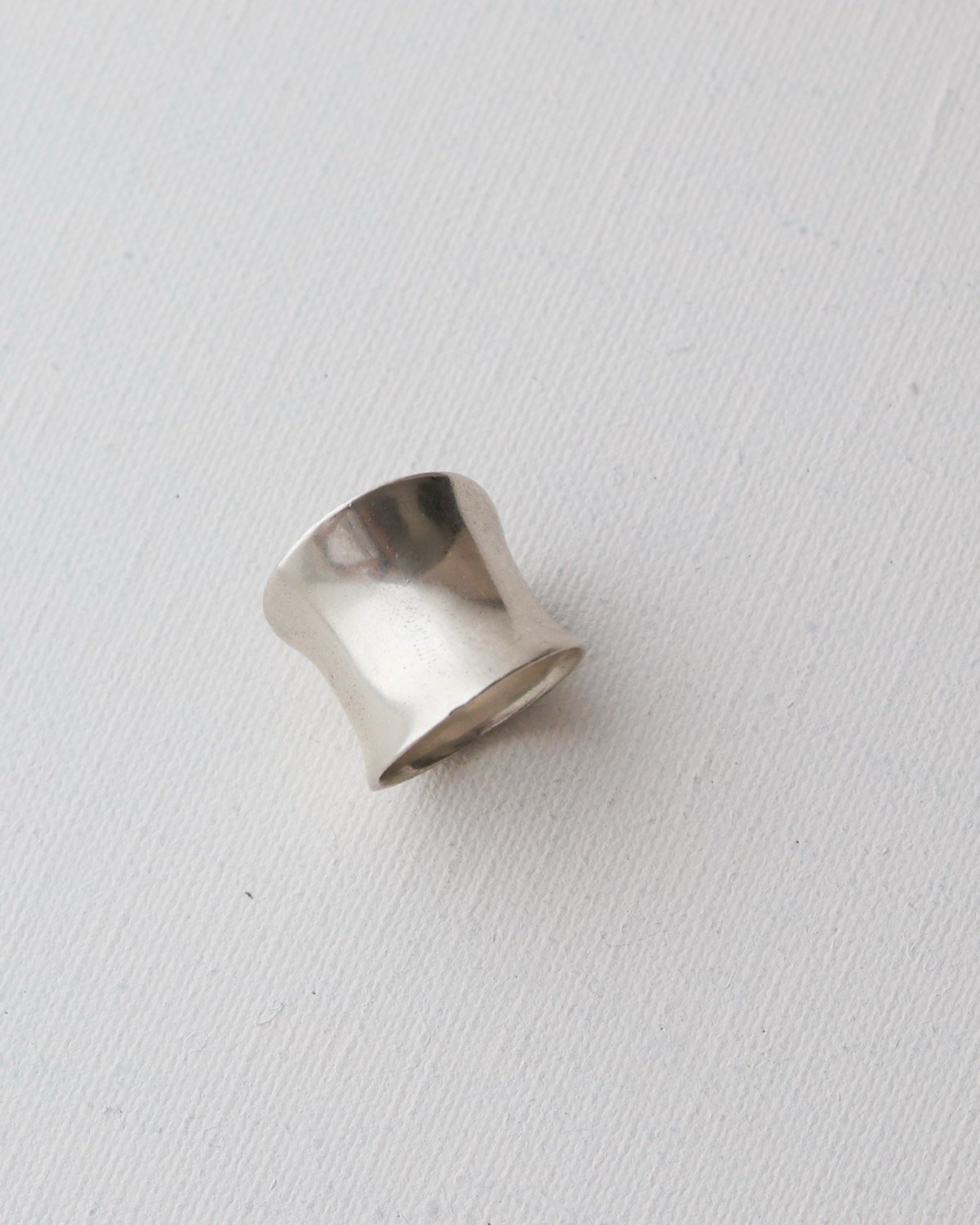 c.1980 France / モダンシェイプリング / Silver 925 | BLUE BOX