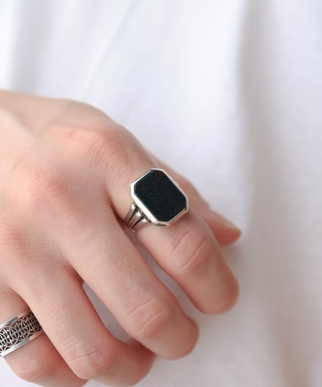 c.1930 Germany / Signet Ring / Bloodstone × Silver 835
