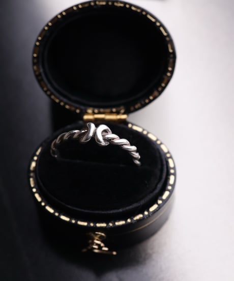 c.1980–90 France / Knot Twist Ring / Silver 925