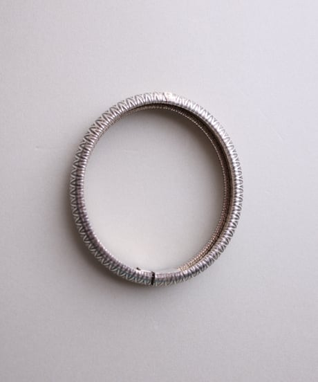 c.1950 Germany Herringbone Hinged Bangle / Silver 830
