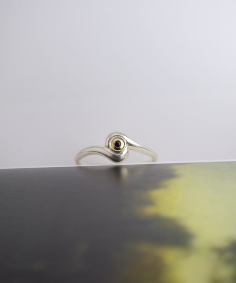 1970s France “黒目” リング / silver925 × brass × black glass