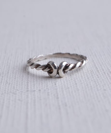 c.1980–90 France / Knot Twist Ring / Silver 925