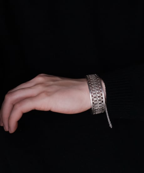 c.1900–20 France / Ferronnerie Floral Gate Bangle / Silver 800
