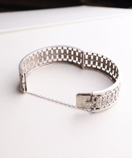 c.1900–20 France / Ferronnerie Floral Gate Bangle / Silver 800