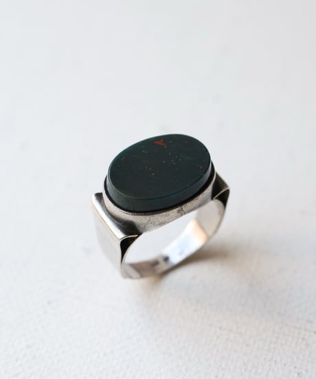 c.1921–1929 Czechoslovakia / アールデコ　シグネットリング / Silver 900 ✖️Bloodstone