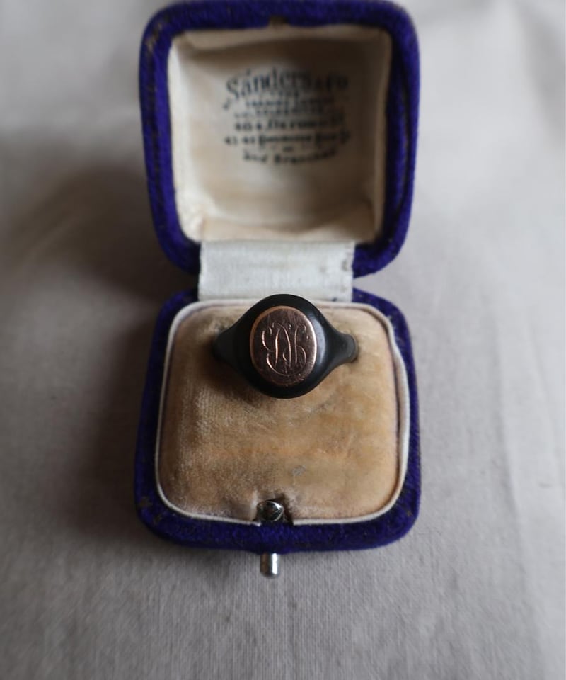 English antique モーニングジュエリー ジェットリング /9CT gold |