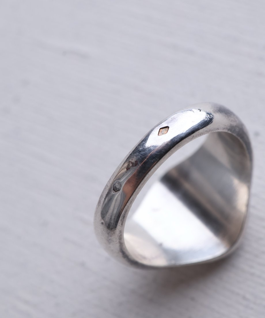 6950055da89fa5102d47ba33