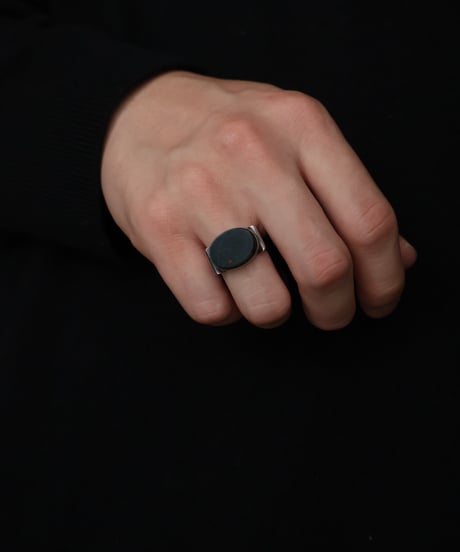 c.1921–1929 Czechoslovakia / アールデコ　シグネットリング / Silver 900 ✖️Bloodstone