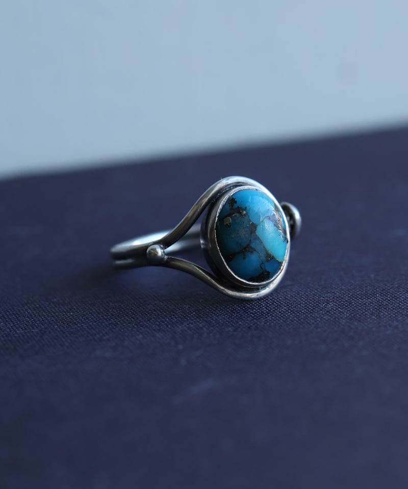 トルコターコイズ 19世紀チベットシルバー　サドルリング ヴィンテージ トルコターコイズ 19世紀チベットシルバー サドルリング ヴィンテージ
