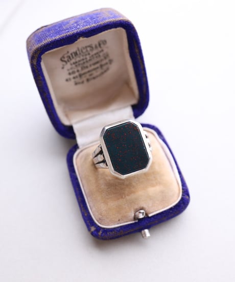 c.1930 Germany / Signet Ring / Bloodstone × Silver 835