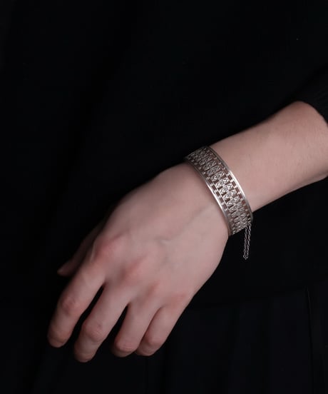 c.1900–20 France / Ferronnerie Floral Gate Bangle / Silver 800