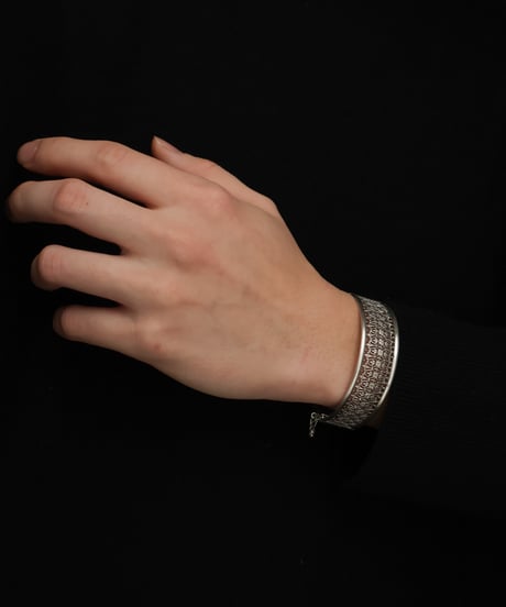 c.1900–10 France / Gothic Gate Bangle / Silver 800