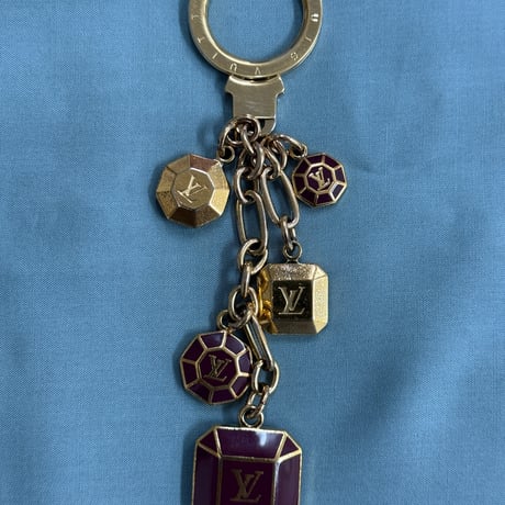 ルイヴィトン　キーホルダー中古品