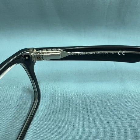 TOM FORD TF5146 003 56ㇿ13 145 中古