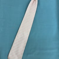 グッチ　ネクタイ　中古