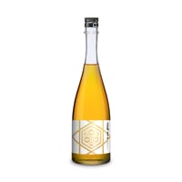 亀甲蓮（八年熟成純米酒）