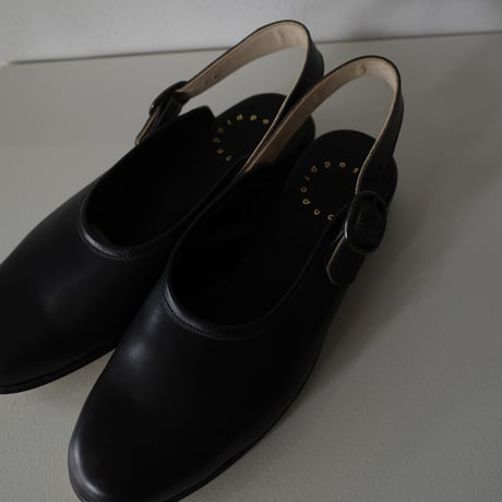 <Post production> FACE sandals -carf (black)