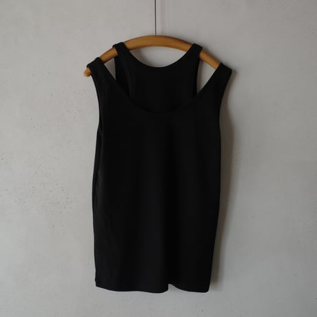 ＜BISOWN>  COTTON CIRCULAR RIB LAYERED TANKTOP (BLACK)