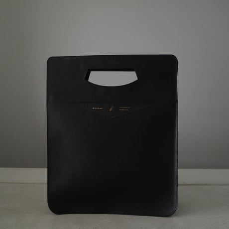 <forme> ERNESTO - M