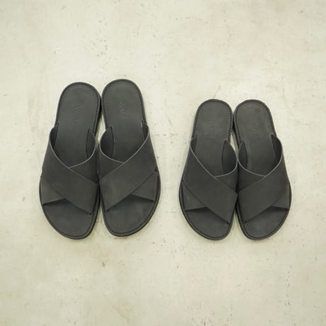 <awasa> ヌバック　オープントゥサンダル