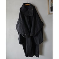 <oira> OTAHUKU coat (Black)