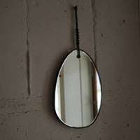 <KAMAROAN> Woven Pebble Mirror 26 (BLACK)