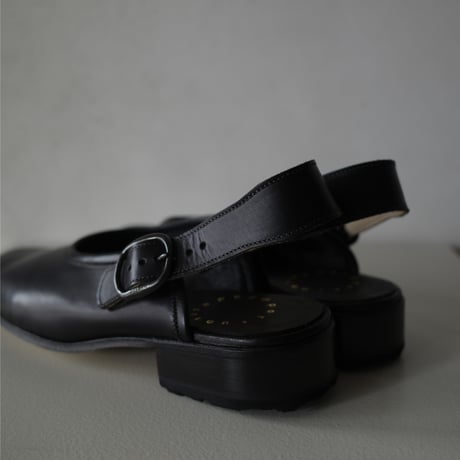 <Post production> FACE sandals -carf (black)