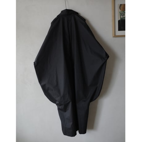 <oira> OTAHUKU coat (Black)