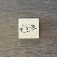 転がるたぬき 12mm x 20mm