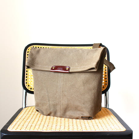 BO cover shoulder bag KHAKI