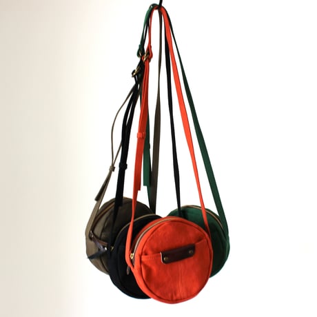 BO circle shoulder bag GREEN
