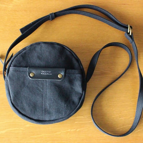 BO circle shoulder bag BLACK