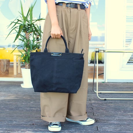 BO simple tote bag midium BLACK