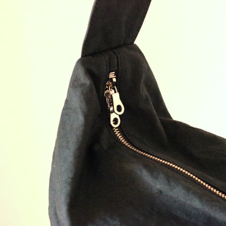 WARM narrow shoulder bag large DARK NAVY