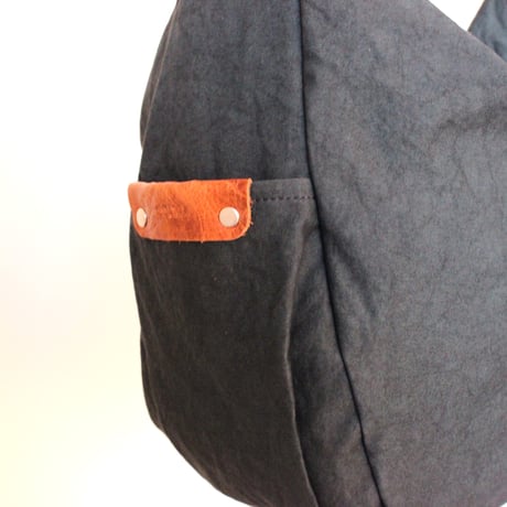 WARM narrow shoulder bag large DARK NAVY